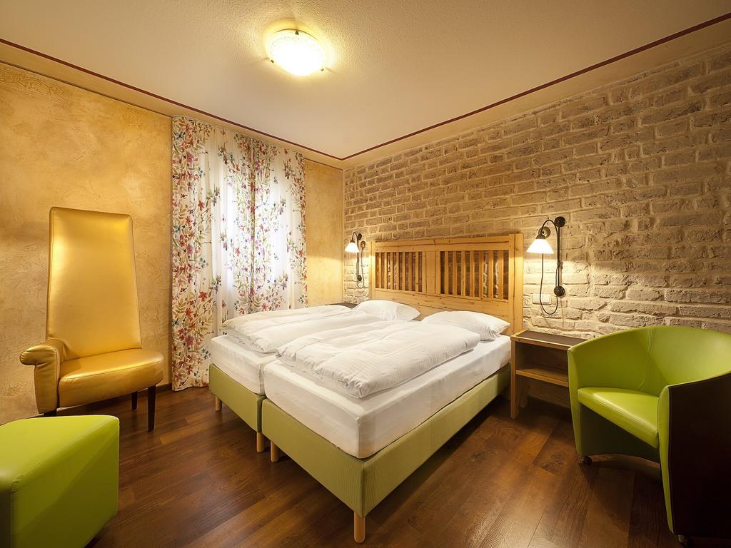 Hotel Am Turm كاوفبويرن الغرفة الصورة